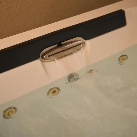 Апартаменты Bresilienne De Luxe - Jacuzzi Prive - Clim - Centre
